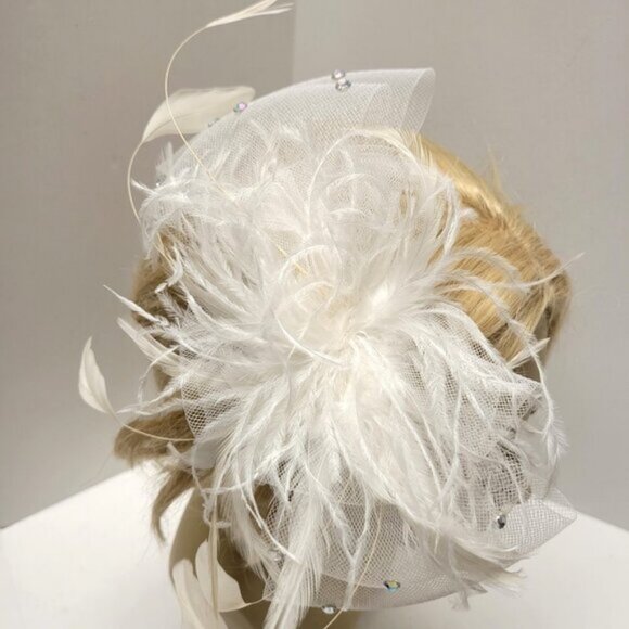 White Bow & Feathers Fascinator Hair Clip Hair Accessory main image 8